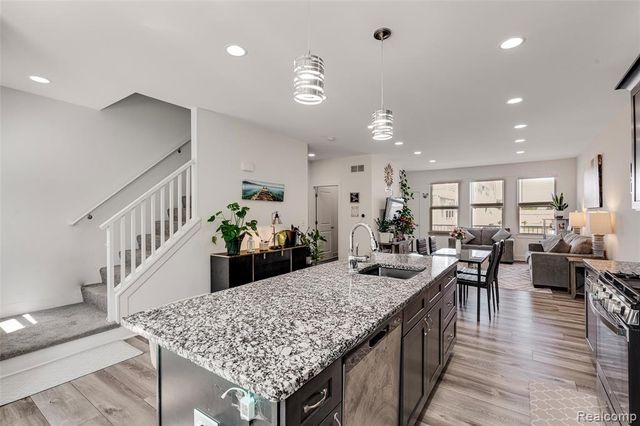 5973 Stella Drive, Troy, MI 48085