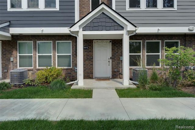 5973 Stella Drive, Troy, MI 48085