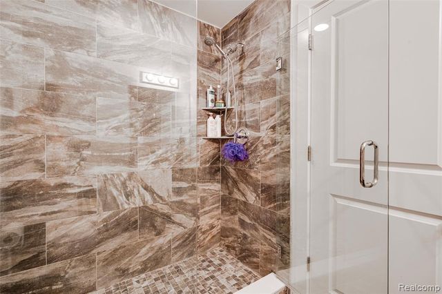 5973 Stella Drive, Troy, MI 48085