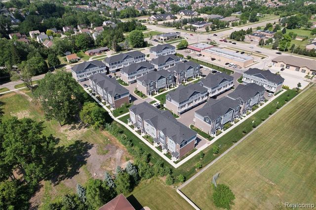 5973 Stella Drive, Troy, MI 48085