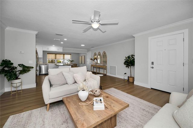 8082 ANNWOOD ROAD, Seminole, FL 33777