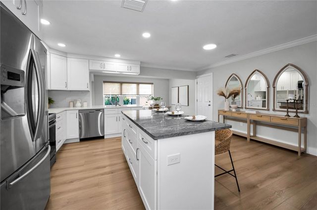 8082 ANNWOOD ROAD, Seminole, FL 33777