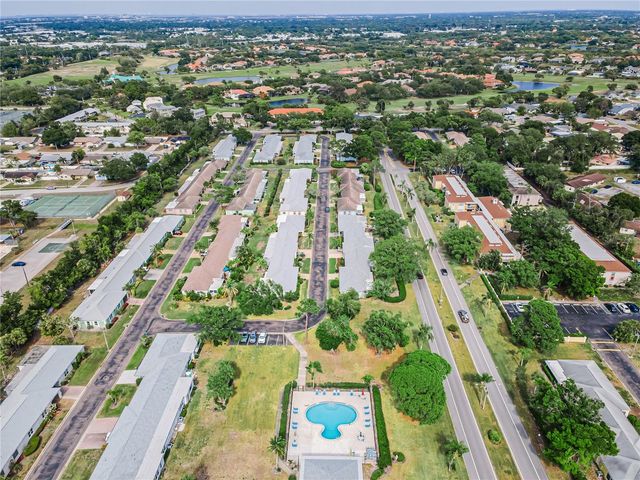 8082 ANNWOOD ROAD, Seminole, FL 33777