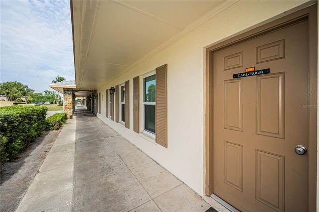 8082 ANNWOOD ROAD, Seminole, FL 33777