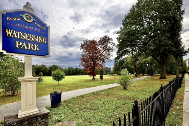 198 Glenwood Ave, Bloomfield Twp., NJ 07003