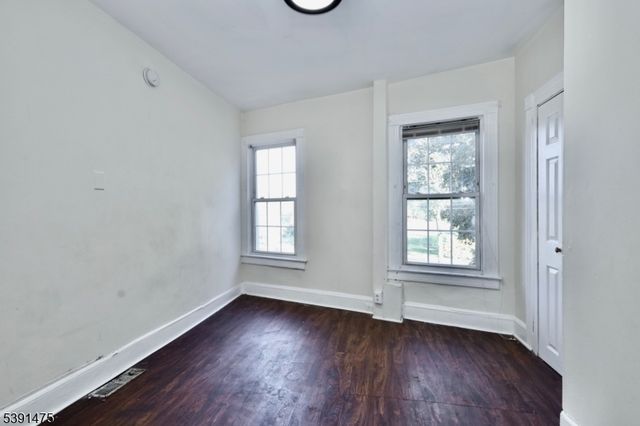 198 Glenwood Ave, Bloomfield Twp., NJ 07003