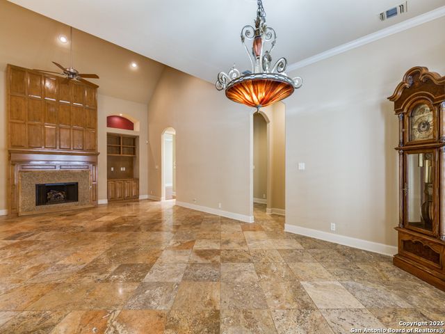 107 Calais, Shavano Park, TX 78249