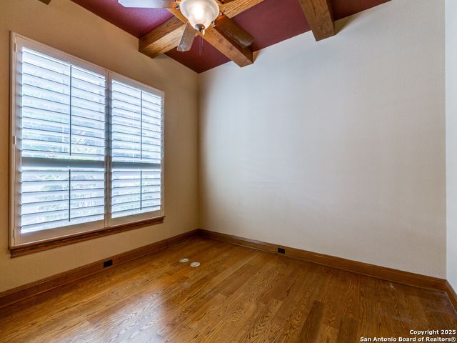 107 Calais, Shavano Park, TX 78249