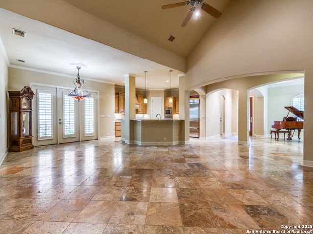 107 Calais, Shavano Park, TX 78249