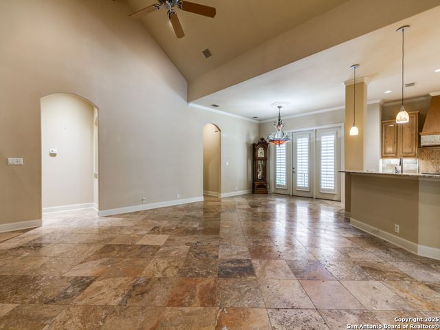 107 Calais, Shavano Park, TX 78249