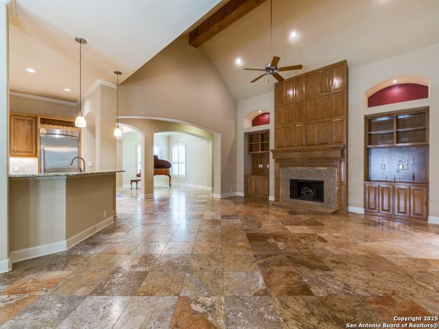 107 Calais, Shavano Park, TX 78249