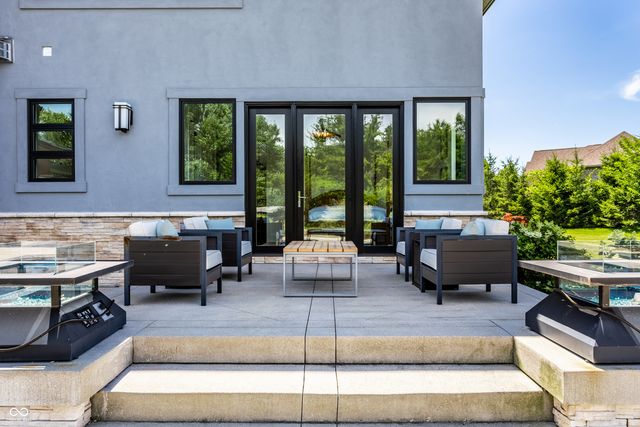 6301 Montana Springs Drive, Zionsville, IN 46077