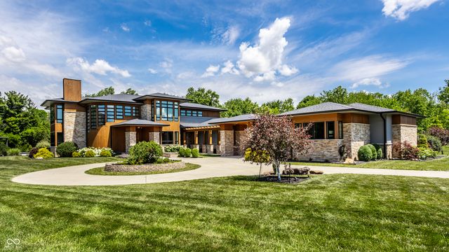 6301 Montana Springs Drive, Zionsville, IN 46077