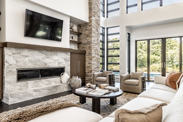 6301 Montana Springs Drive, Zionsville, IN 46077