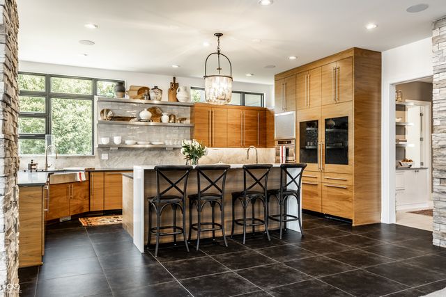 6301 Montana Springs Drive, Zionsville, IN 46077