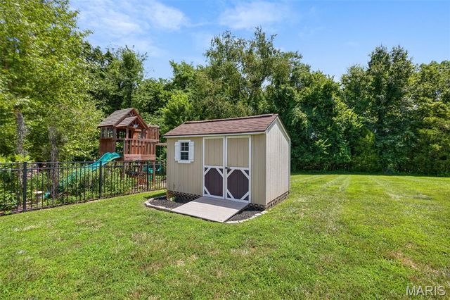 799 Rockshire Drive, Herculaneum, MO 63048