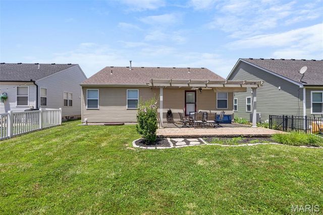 799 Rockshire Drive, Herculaneum, MO 63048