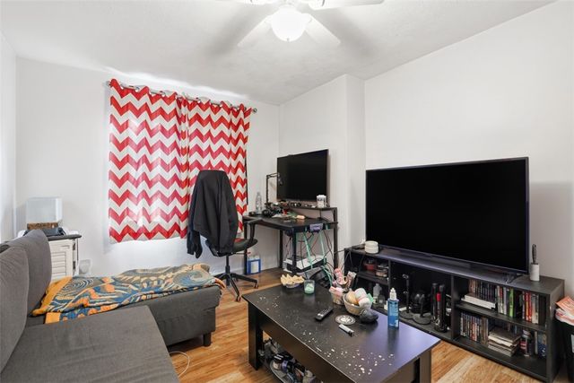 2402 Laketon Rd, Wilkinsburg, PA 15221