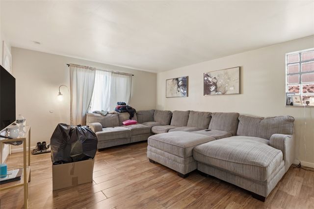 2402 Laketon Rd, Wilkinsburg, PA 15221