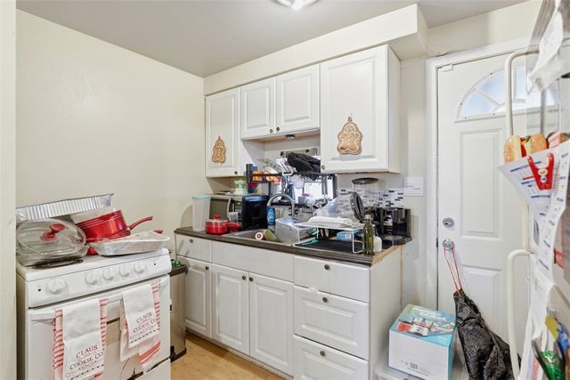 2402 Laketon Rd, Wilkinsburg, PA 15221