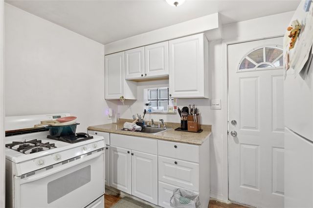 2402 Laketon Rd, Wilkinsburg, PA 15221