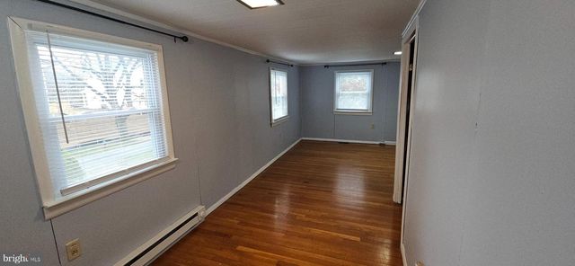 1057 FOREMAN LN, Winchester, VA 22603