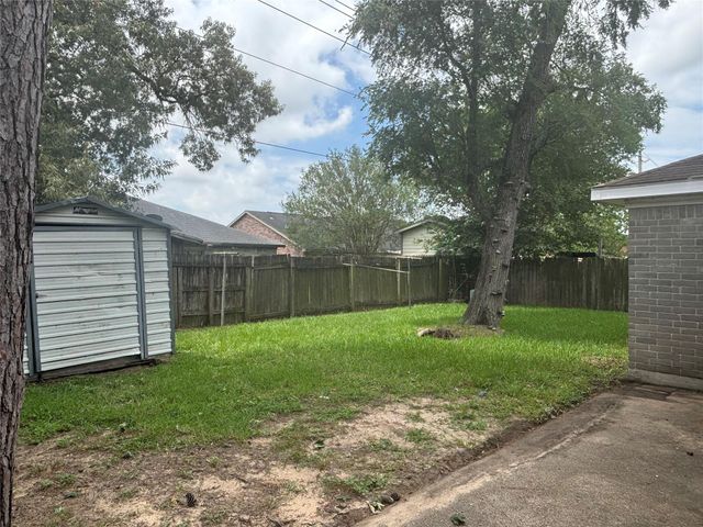 12806 Fern Forest Drive, Houston, TX 77044