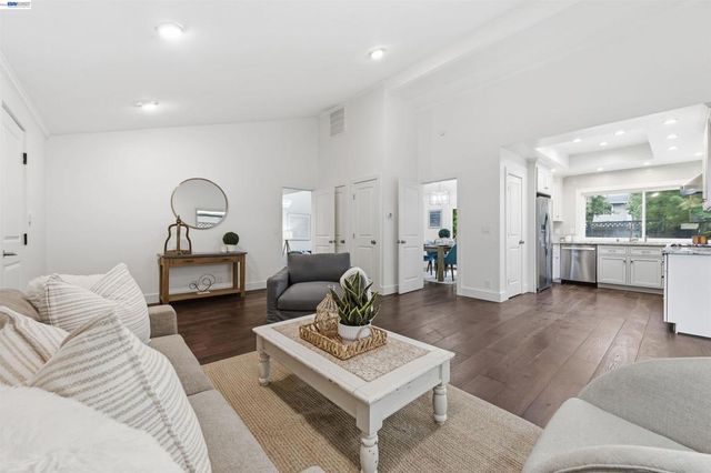 3010 Millbridge Dr, San Ramon, CA 94583