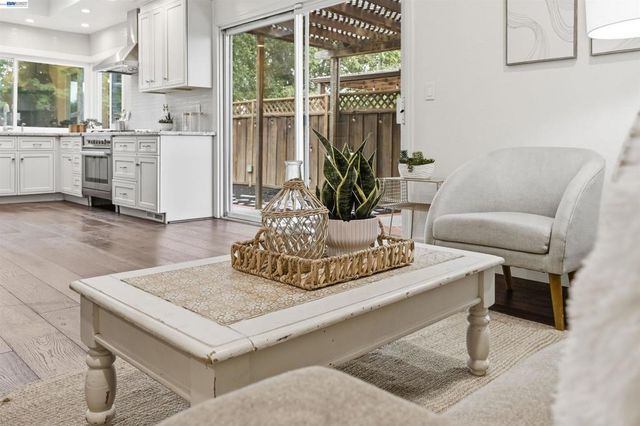 3010 Millbridge Dr, San Ramon, CA 94583