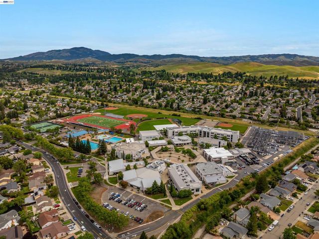 3010 Millbridge Dr, San Ramon, CA 94583