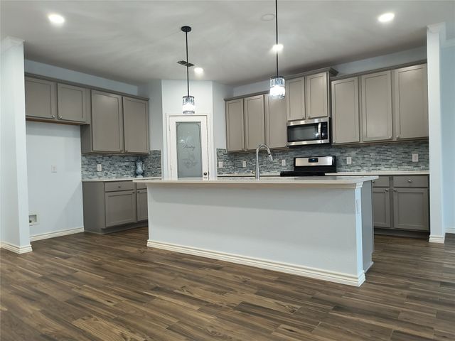 4128 Down Rush Drive, Royse City, TX 75189