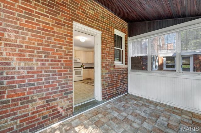 6414 Lansdowne Avenue, St Louis, MO 63109