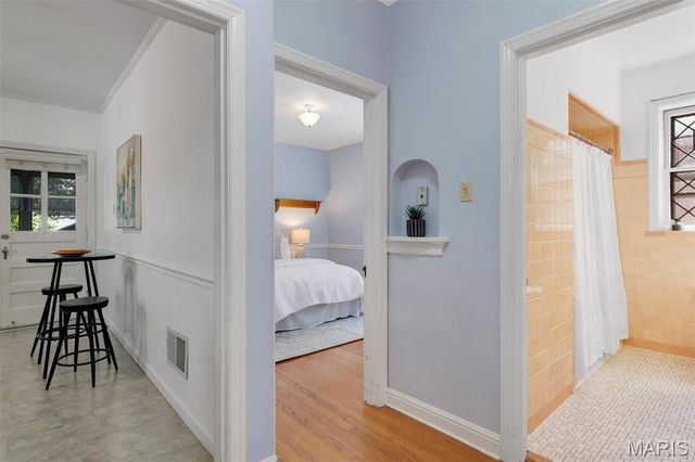 6414 Lansdowne Avenue, St Louis, MO 63109