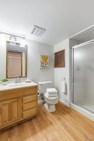 6414 Lansdowne Avenue, St Louis, MO 63109