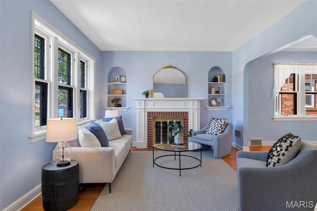 6414 Lansdowne Avenue, St Louis, MO 63109
