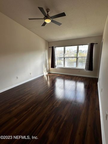 4221 MARBLEWOOD Lane, Jacksonville, FL 32216