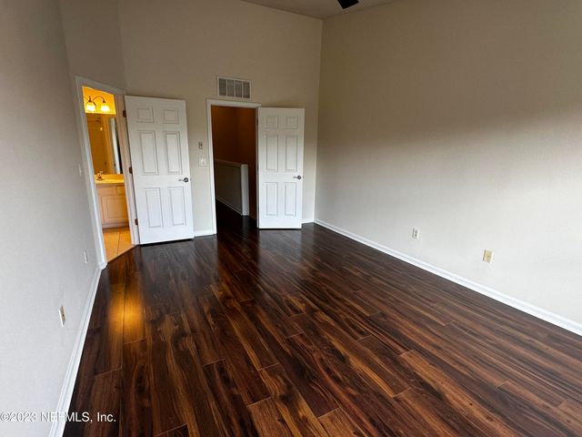 4221 MARBLEWOOD Lane, Jacksonville, FL 32216