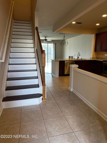 4221 MARBLEWOOD Lane, Jacksonville, FL 32216