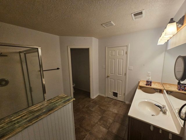 26 Avenida Sereno Place, Los Lunas, NM 87031