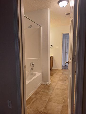 26 Avenida Sereno Place, Los Lunas, NM 87031