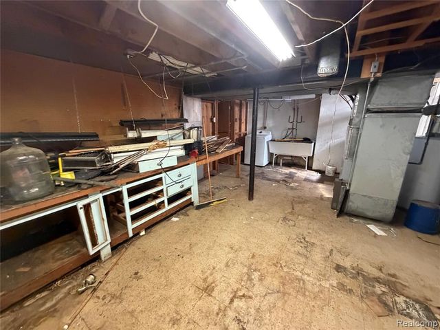 22515 Lincoln Street, Saint Clair Shores, MI 48082