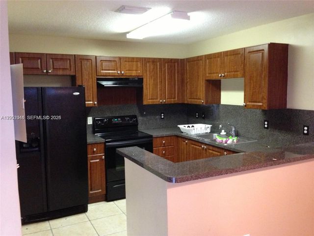 7245 NW 173rd Dr 2502, Hialeah, FL 33015