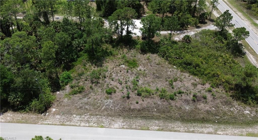 1824 Marlboro LN, LEHIGH ACRES, FL 33972 — exterior