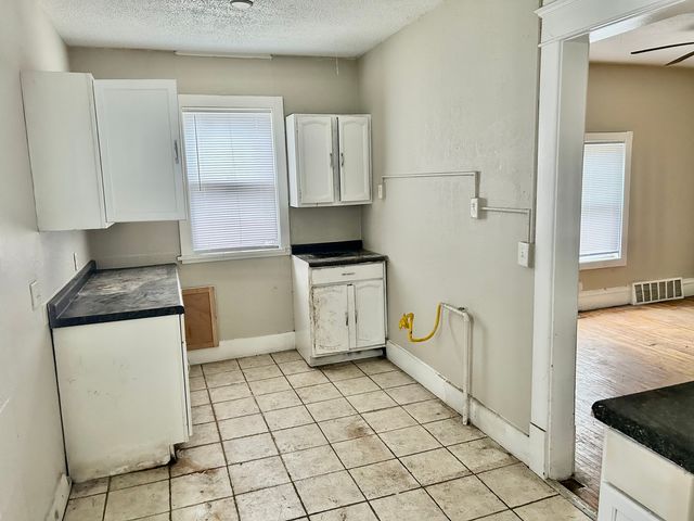 1600 14th Street, Rock Island, IL 61201