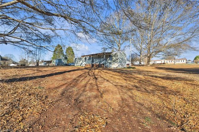 4179 Deerfield Drive, Maiden, NC 28650