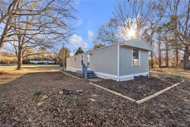 4179 Deerfield Drive, Maiden, NC 28650