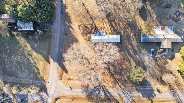 4179 Deerfield Drive, Maiden, NC 28650