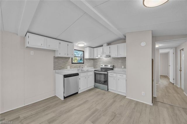 4179 Deerfield Drive, Maiden, NC 28650