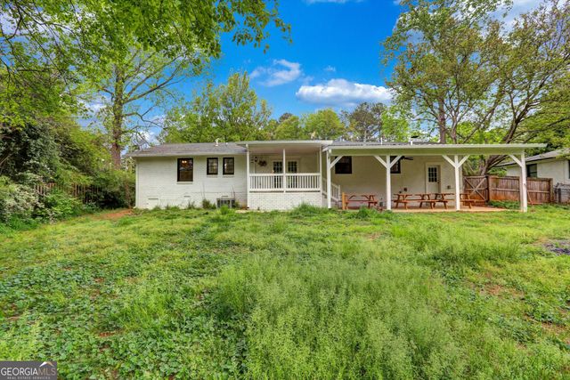 1095 Athens Road, Winterville, GA 30683
