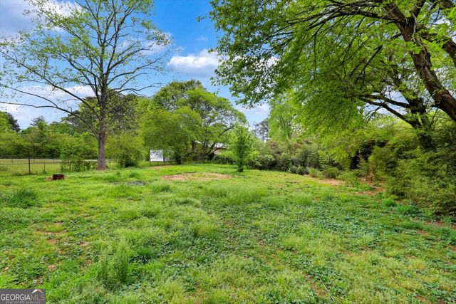 1095 Athens Road, Winterville, GA 30683